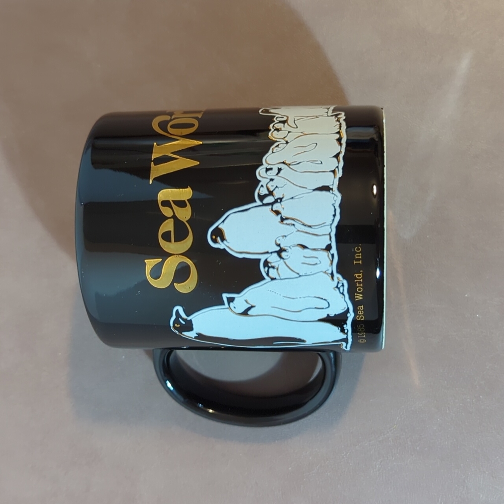Sea World 1985 Mug Penguins on Black Gold Lettering with Orca Vintage